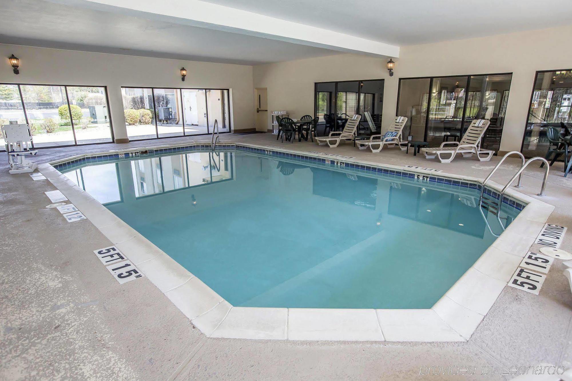 Comfort Suites University Area Notre Dame-South Bend Eksteriør billede