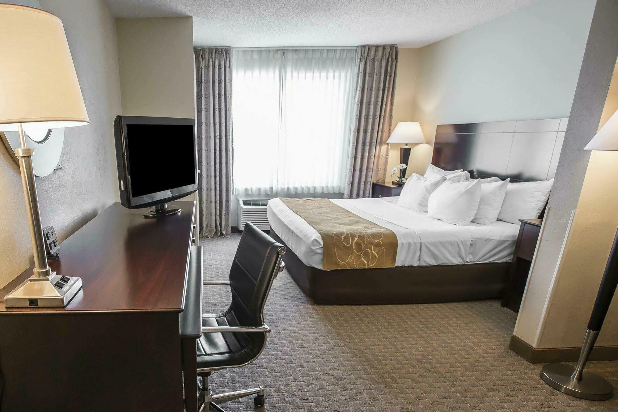 Comfort Suites University Area Notre Dame-South Bend Eksteriør billede